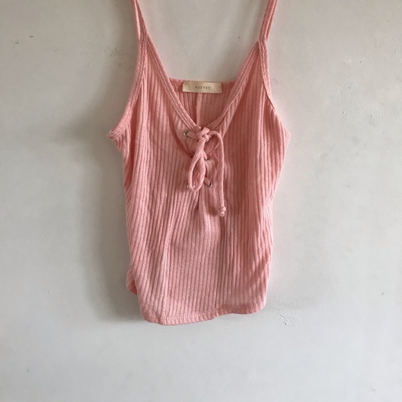 Light Pink Ribbed Crop Tank - Picture 2 of 2
